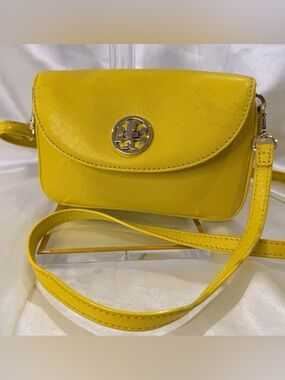Tory Burch Robinson Crossbody Bag Yellow Leather Spring Preppy Coquette Turnlock